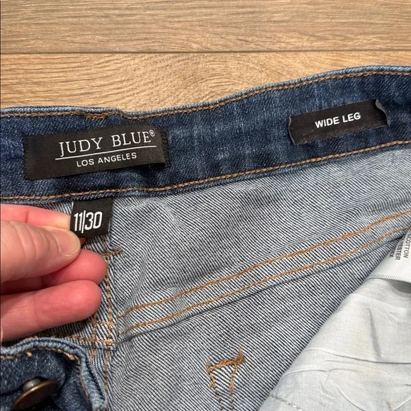 Judy Blue Dark Wash Cropped/ Wide Leg Jeans - Picture 3 of 5